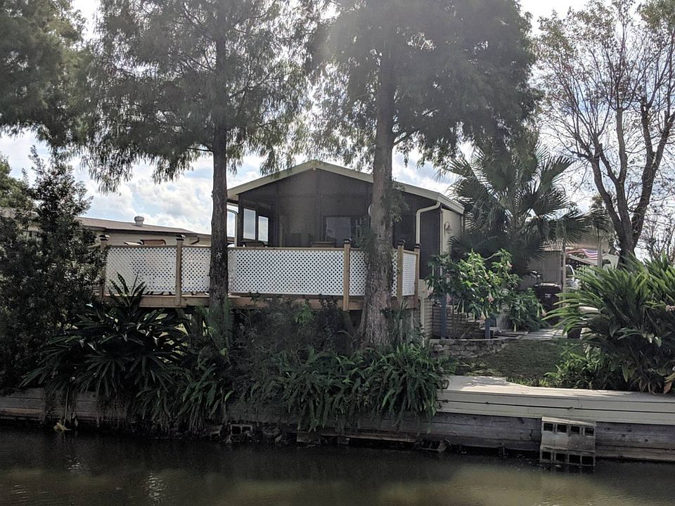 1st image of 206 Palm Dr