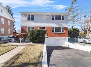 105 Hillview Ave, Yonkers, NY 10704