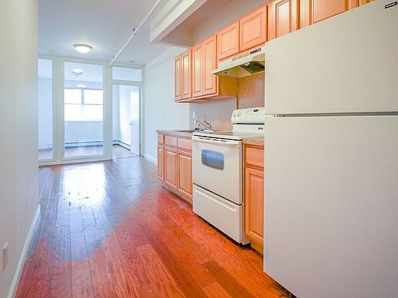 2nd image of 1356 De Kalb Ave #34