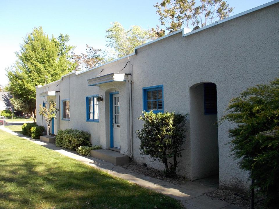 Vintage Bungalow Apartment