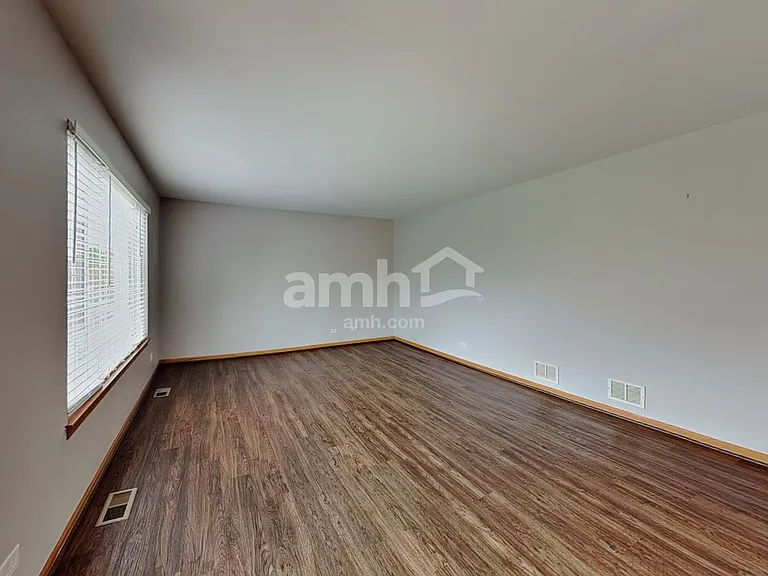 10144 Ashley St — Photo 6
