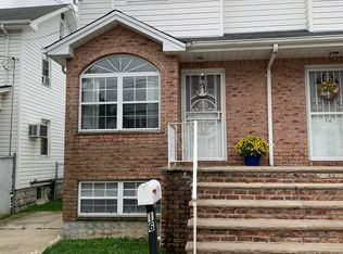 16 Raritan Ave, Staten Island, NY 10304
