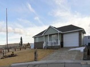 2563 Circle Ct, Sidney, NE 69162