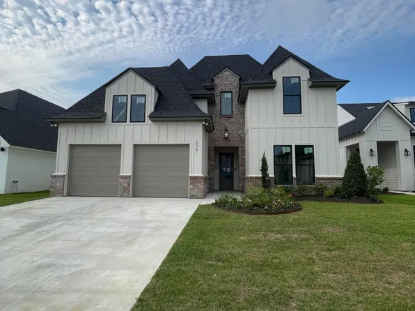127 Cape Town Ave, Youngsville, LA 70592