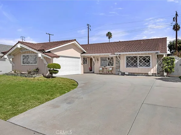 341 E Parkwood Ave, La Habra, CA 90631