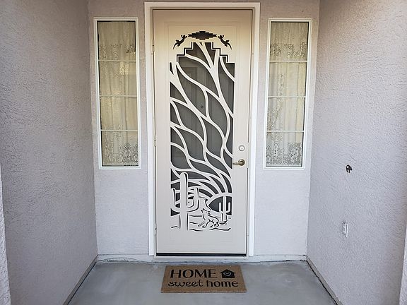 3rd image of 3445 E Claxton Ave