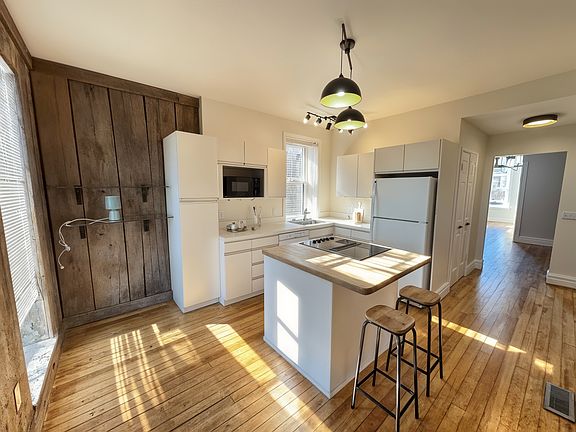 4th image of 1112 Tamm Ave #1112