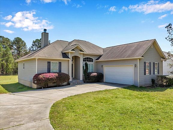 2nd image of 331 Amanda Dr