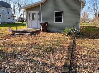 116 N Brown St, Francesville, IN