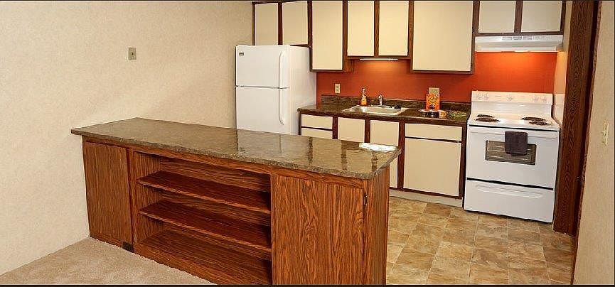 1st image of 3621 Willowood Dr