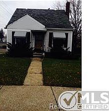 3rd image of 18472 Norwood St