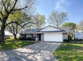 513 Lora Ave, Ponca City, OK 74601