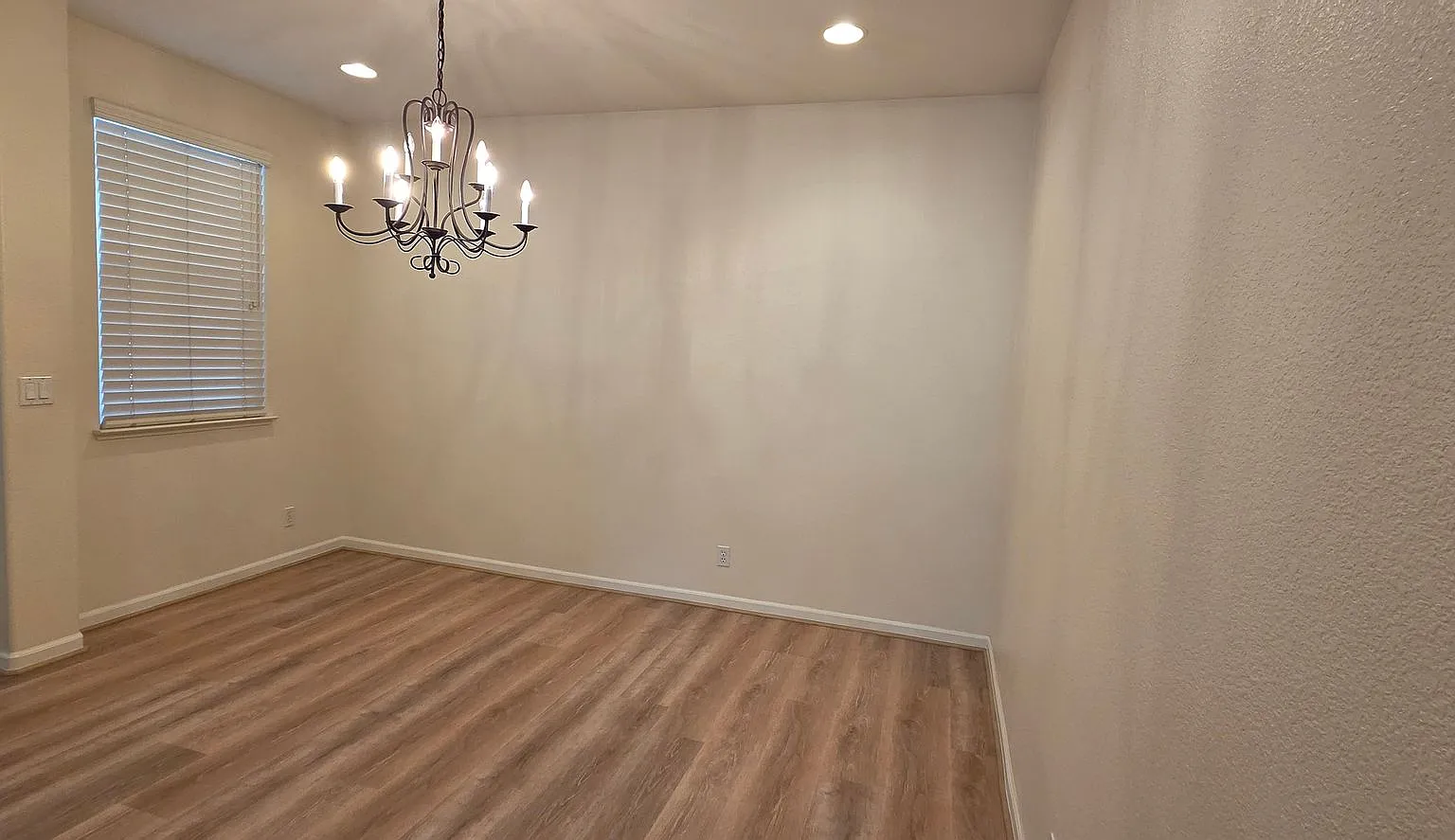 4-Bedroom Home in Seaside Highlands — Photo 4