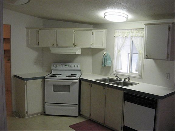 3rd image of 700 N Mill St Unit 25