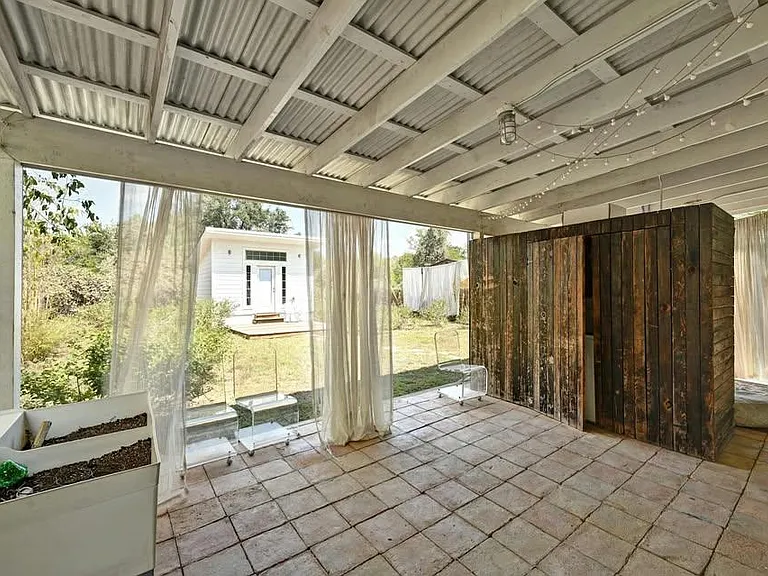 6118 Atwood St #A — Photo 17