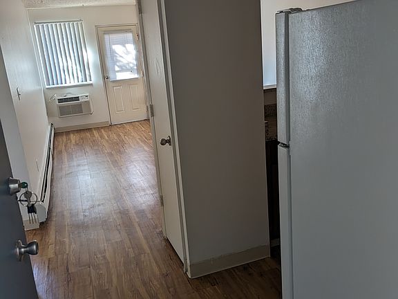 5th image of 1335 S Yukon St #S208