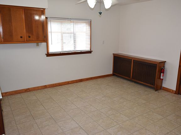 4th image of 861 Brackenridge Ave