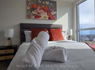 15 Watergarden Dr #2302, Mississauga, ON L5R 0G8