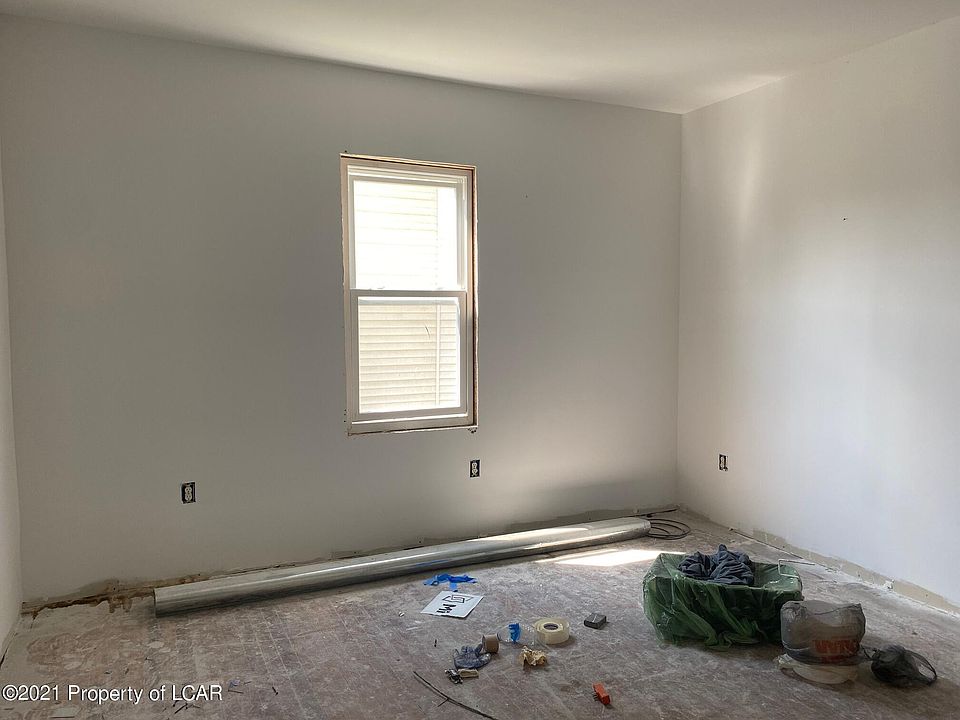 48 Broad St, Pittston, PA 18640 Zillow