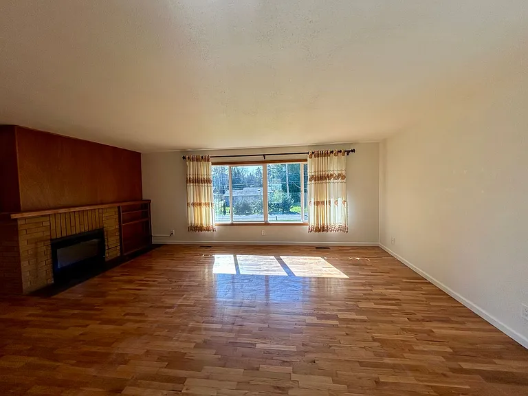 3222 McLeod Rd — Photo 10
