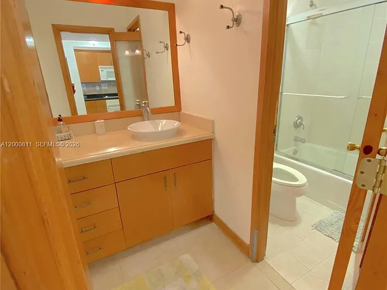 100 Lincoln Rd #1405 — Photo 13