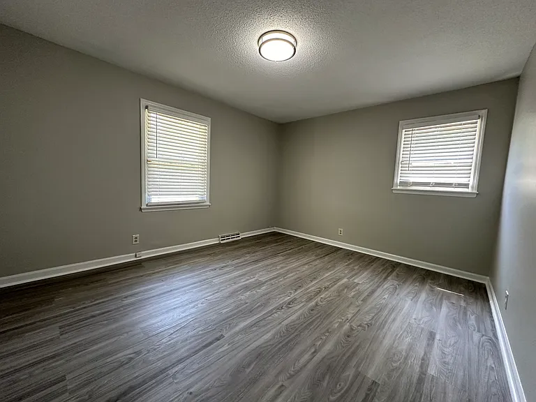 1401 Perkins Ln #A — Photo 11