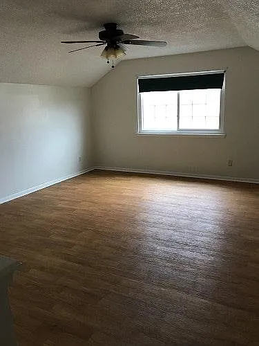1818 Cedarview Dr — Photo 7
