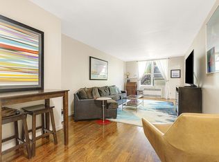 6730 Clyde St APT 4V, Flushing, NY 11375