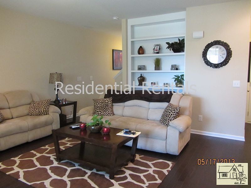 25 Reunion Ct Garner NC Zillow