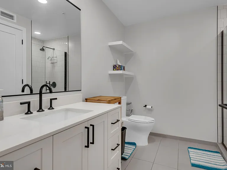 1211 Van St SE #1014 — Photo 15