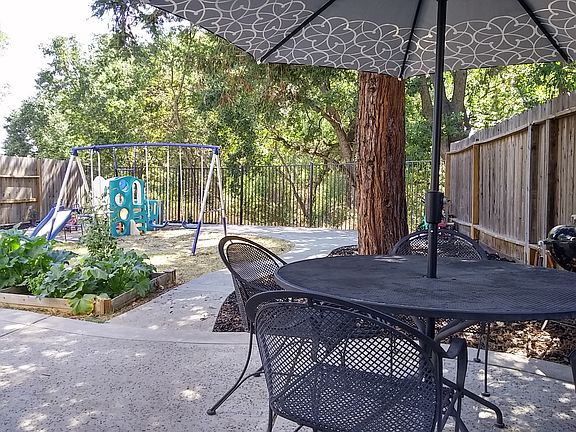 4th image of 5820 Meadowdale Ct