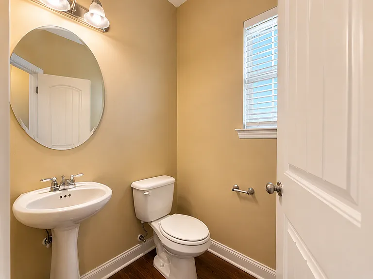273 N Prince Henry Way — Photo 4