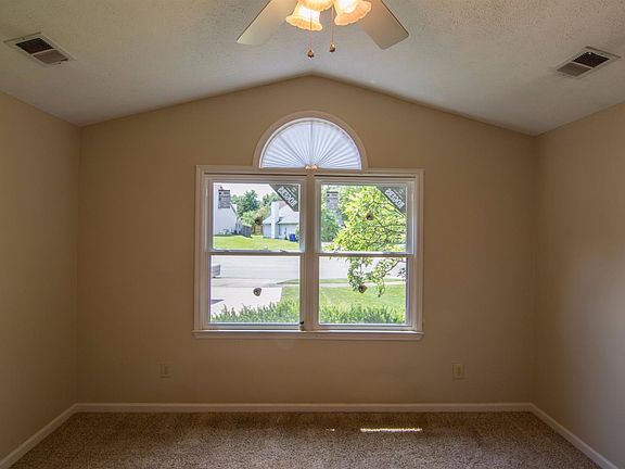 4th image of 1316 Red Stone Dr