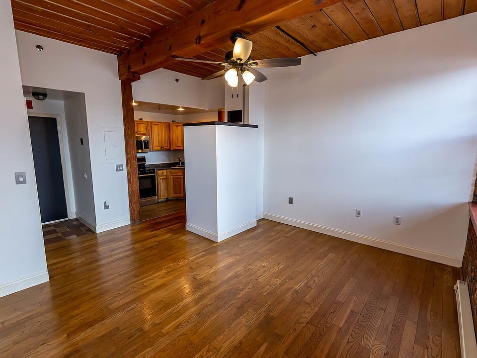 335 Cypress St Manchester NH Zillow