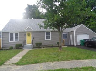 479 Long St, Warwick, RI 02886