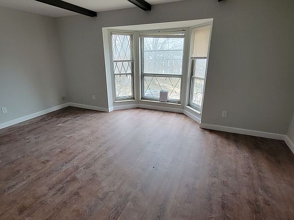 2nd image of 10371 Parkman Dr APT C