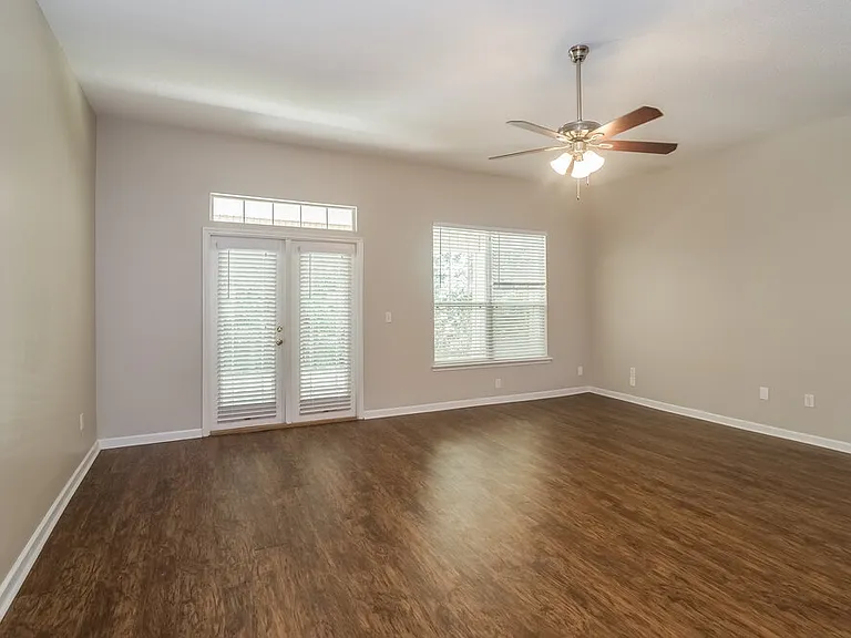 14081 Bradley Cove Rd — Photo 2