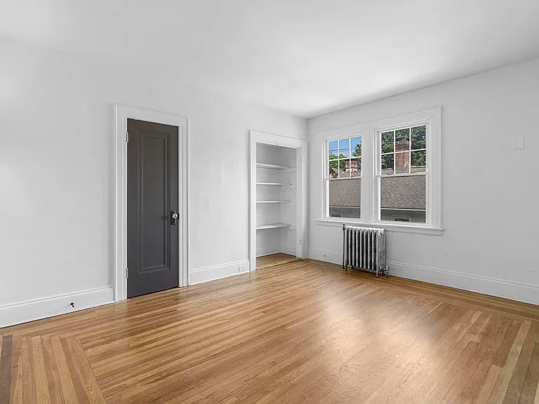 22 High St — Photo 18