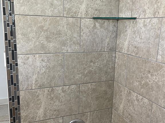 5th image of 4003 W North B St #2