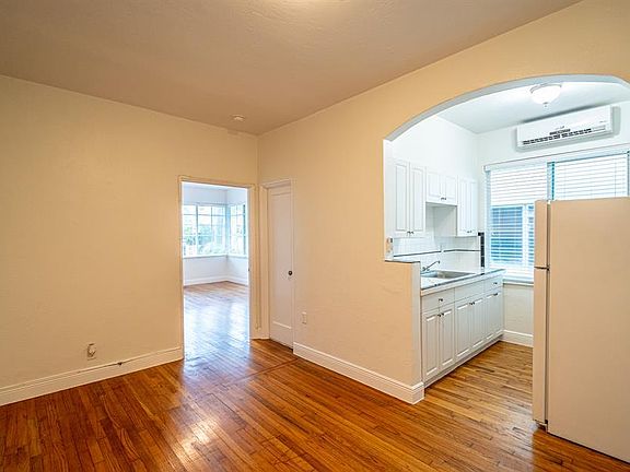 3rd image of 7936 Harding Ave Unit 1-7936-1