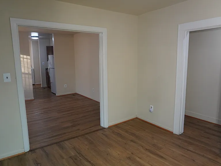 217 Center St — Photo 8