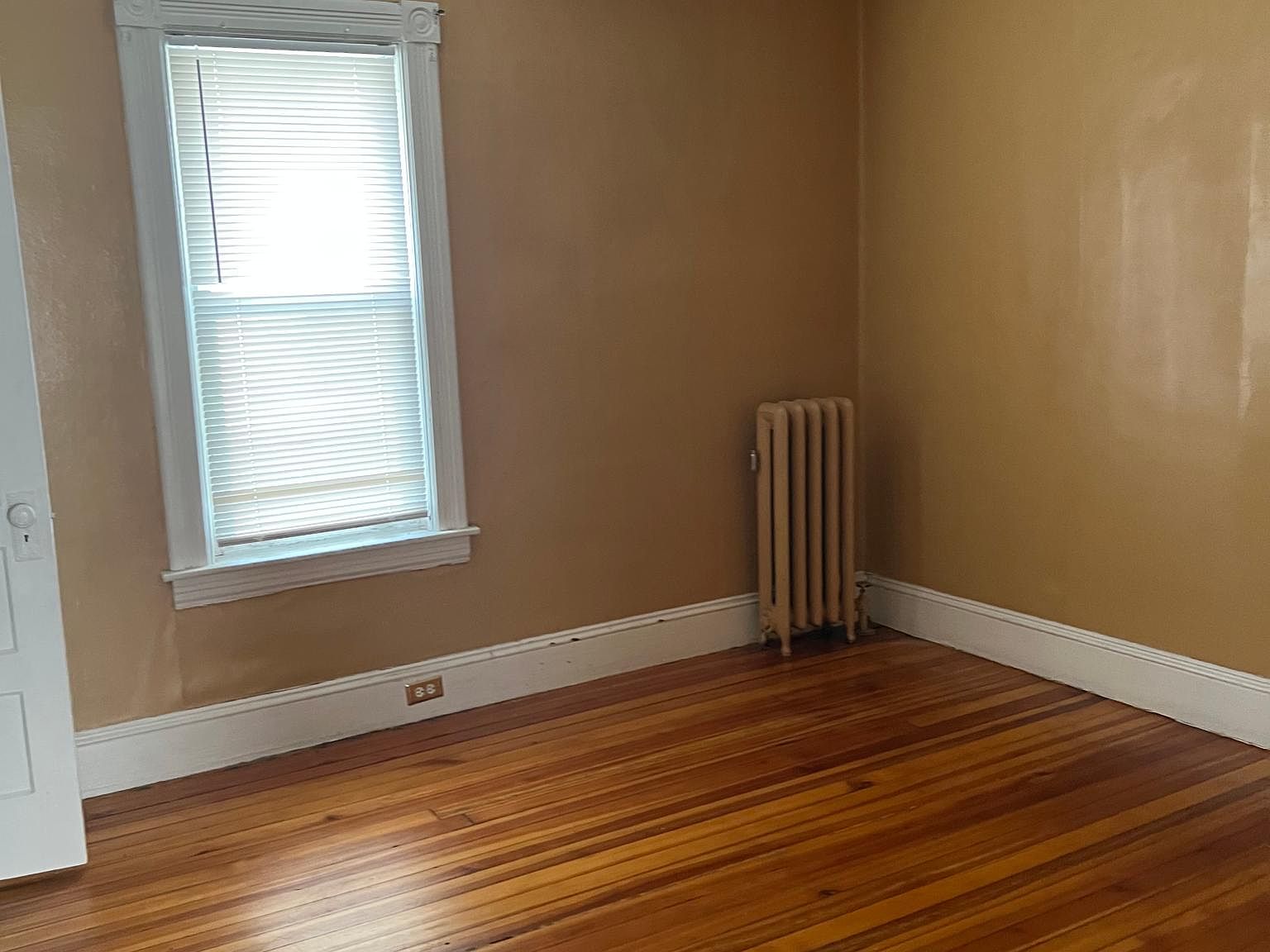 23 Lawndale St 1, Springfield, MA 01108 Zillow