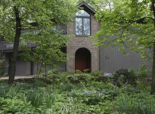 55 Walhalla Rd, Columbus, OH
