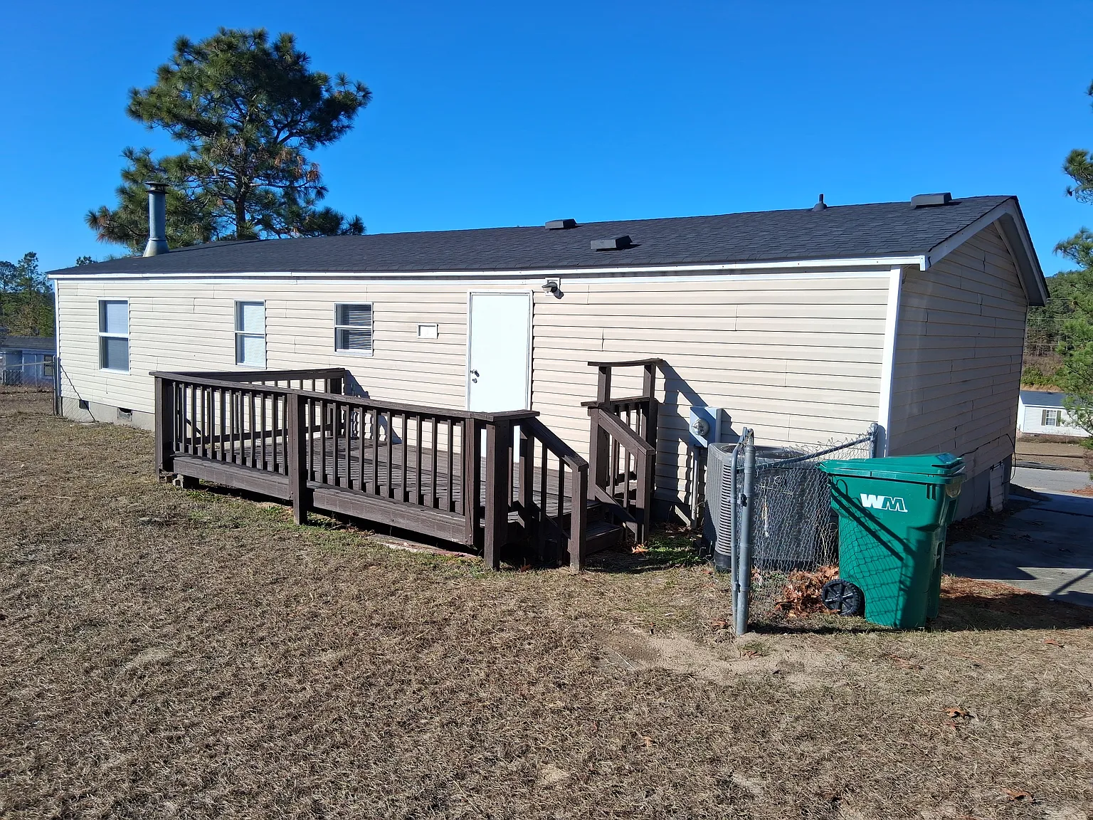 3 bed, 1248 sqft, $1,575 — Photo 3