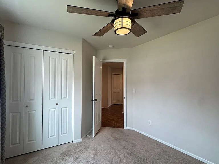 2502 N McIntosh St — Photo 7