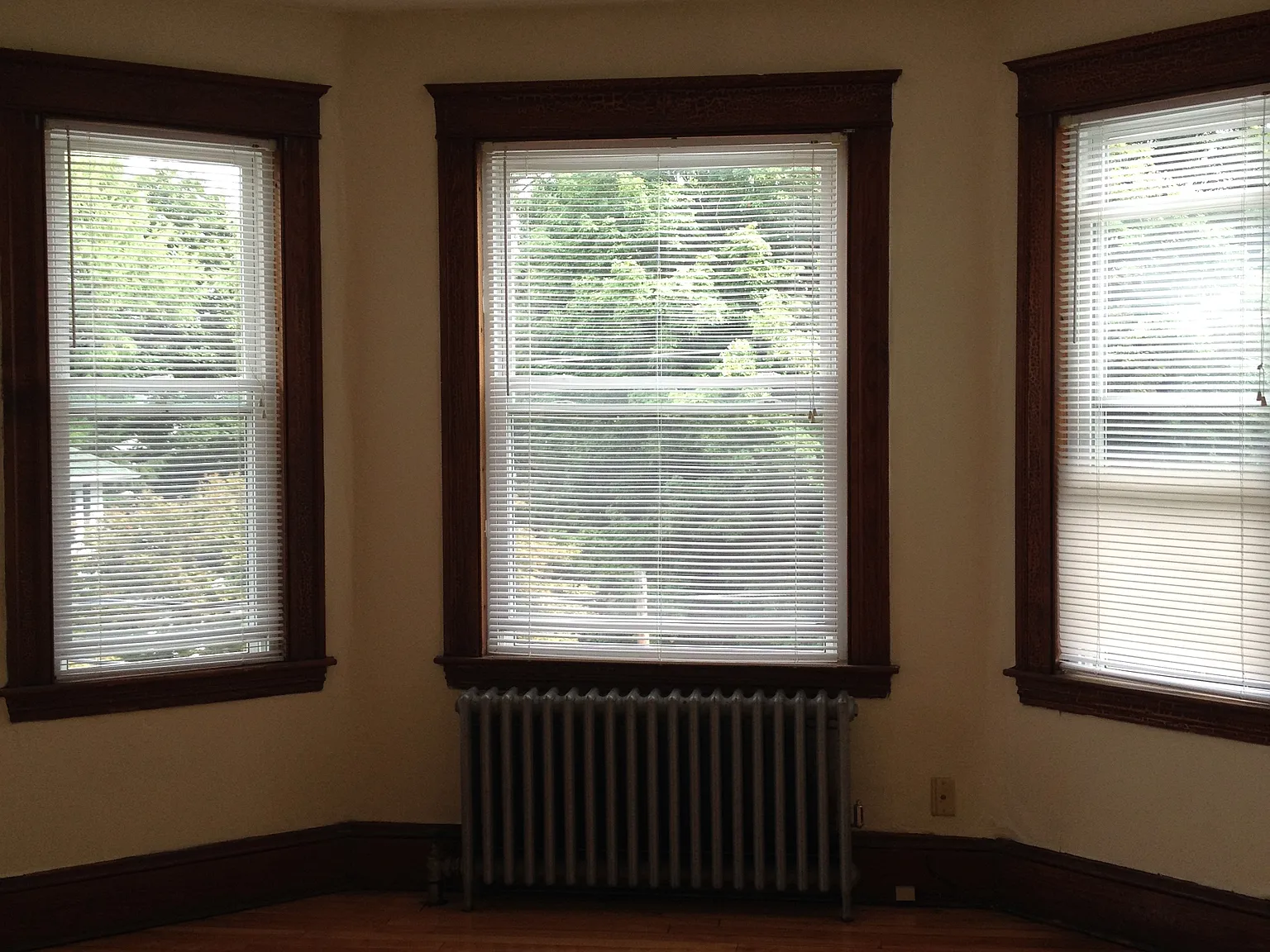 2 bed, 1000 sqft, $1,400 — Photo 4
