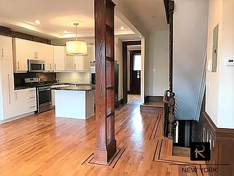 Rented by R New York