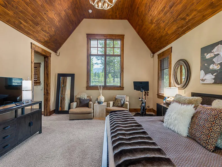 13193 Snowshoe Thompson Cir — Photo 15