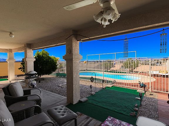 3rd image of 3625 Oro Grande Blvd