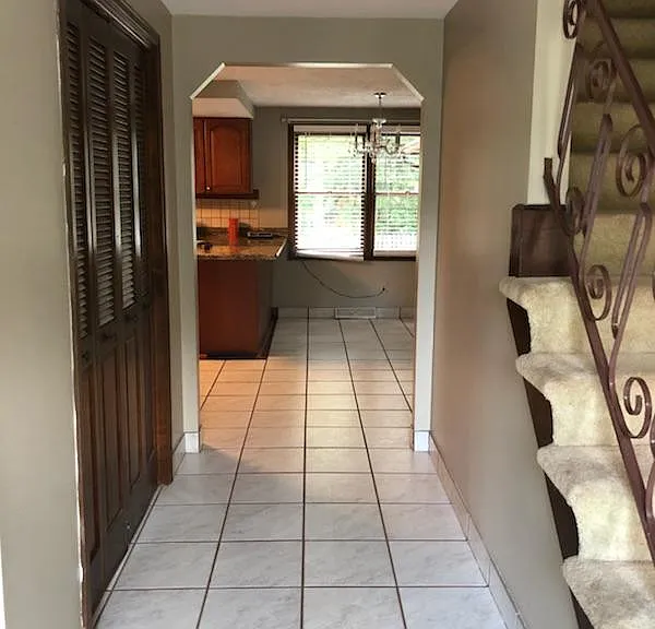 Shadow Wood Dr — Photo 6